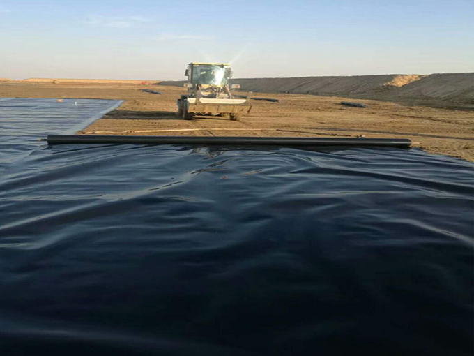 人工濕地中復合土工膜的應用施工及注意事項